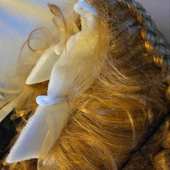 Hand Braided Synthetic Deep Wave Lace Wig plus free zippered wig bag with hanger - Picture 6 of 10